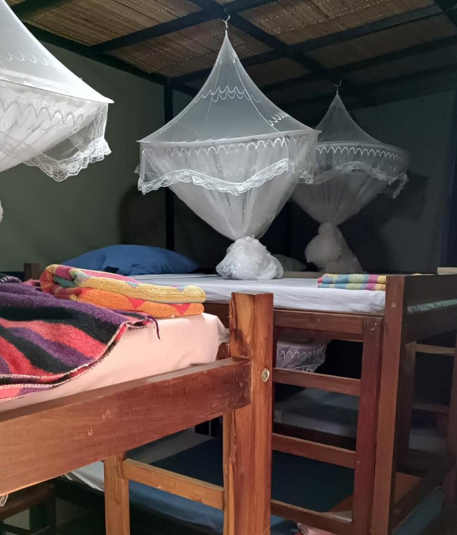 Ruby - Casa De Hospedes - Backpackers นัมปูลา ภายนอก รูปภาพ