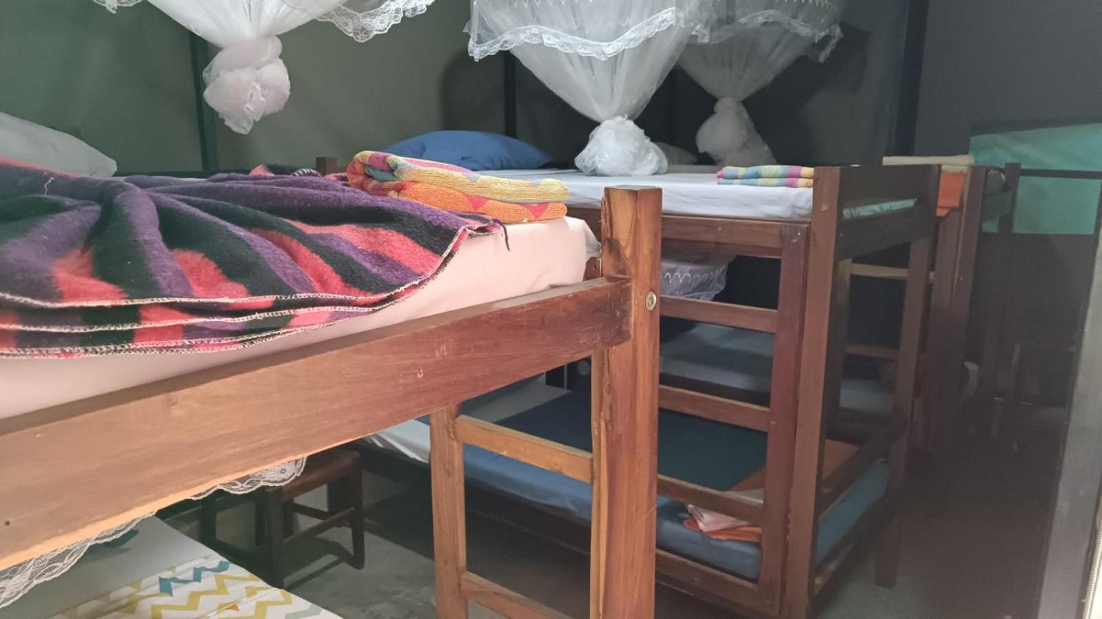 Ruby - Casa De Hospedes - Backpackers นัมปูลา ภายนอก รูปภาพ